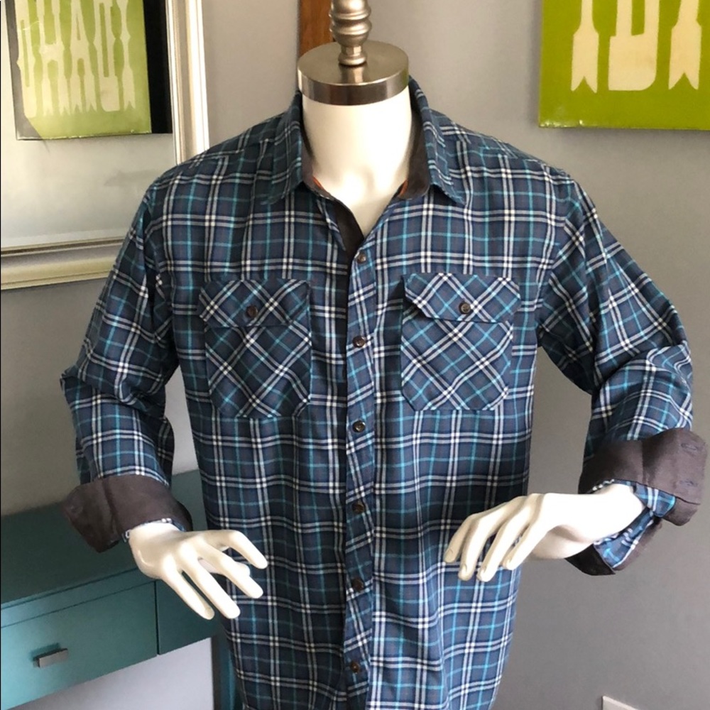 Men’s flannel shirt